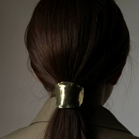 NEW! Hair Accessories - Picture 4 of 6